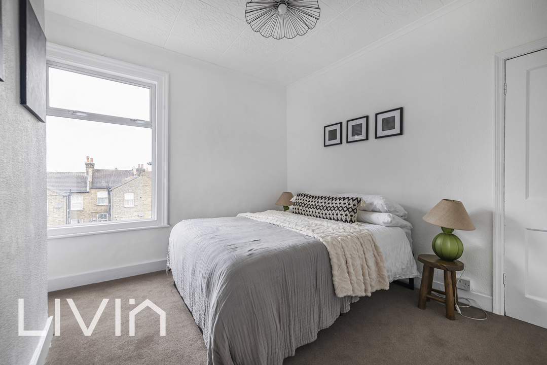 3 bed terraced house for sale in Grange Park Road, Thornton Heath 18