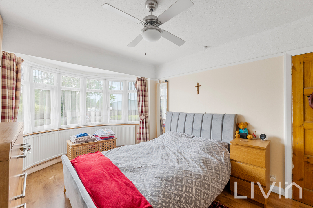 3 bed end of terrace house for sale in Beddington Lane, Croydon  - Property Image 12