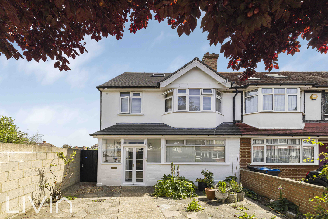 5 bed end of terrace house for sale in Almond Way, Mitcham, CR4
