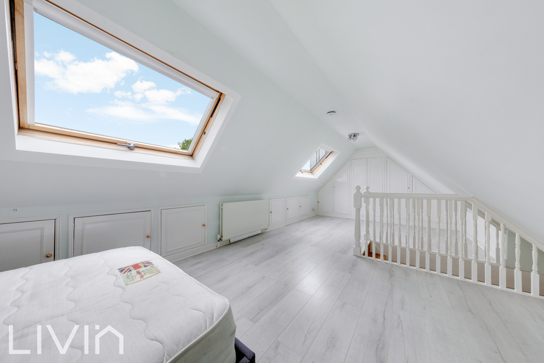 2 bed apartment to rent in Beech House Road, Croydon 8