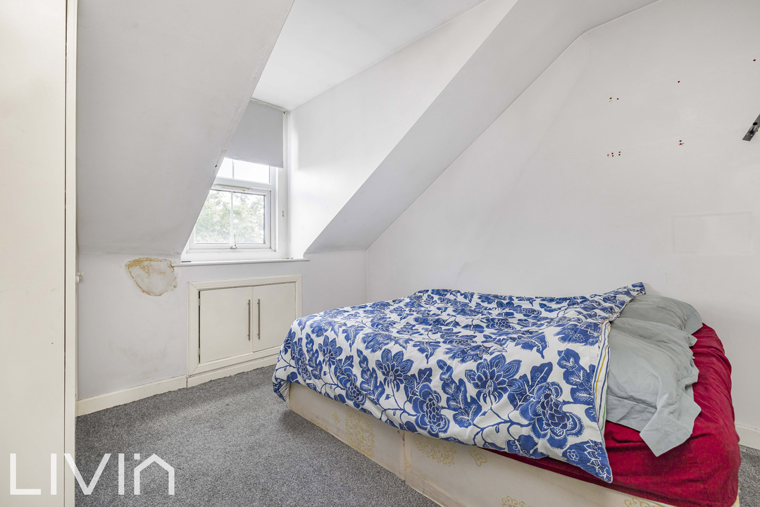 2 bed apartment for sale in Longley Road, London 6