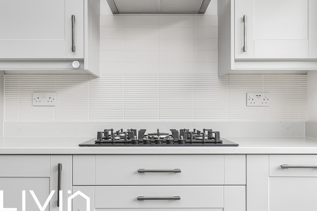 3 bed terraced house for sale in Percy Road, London 6