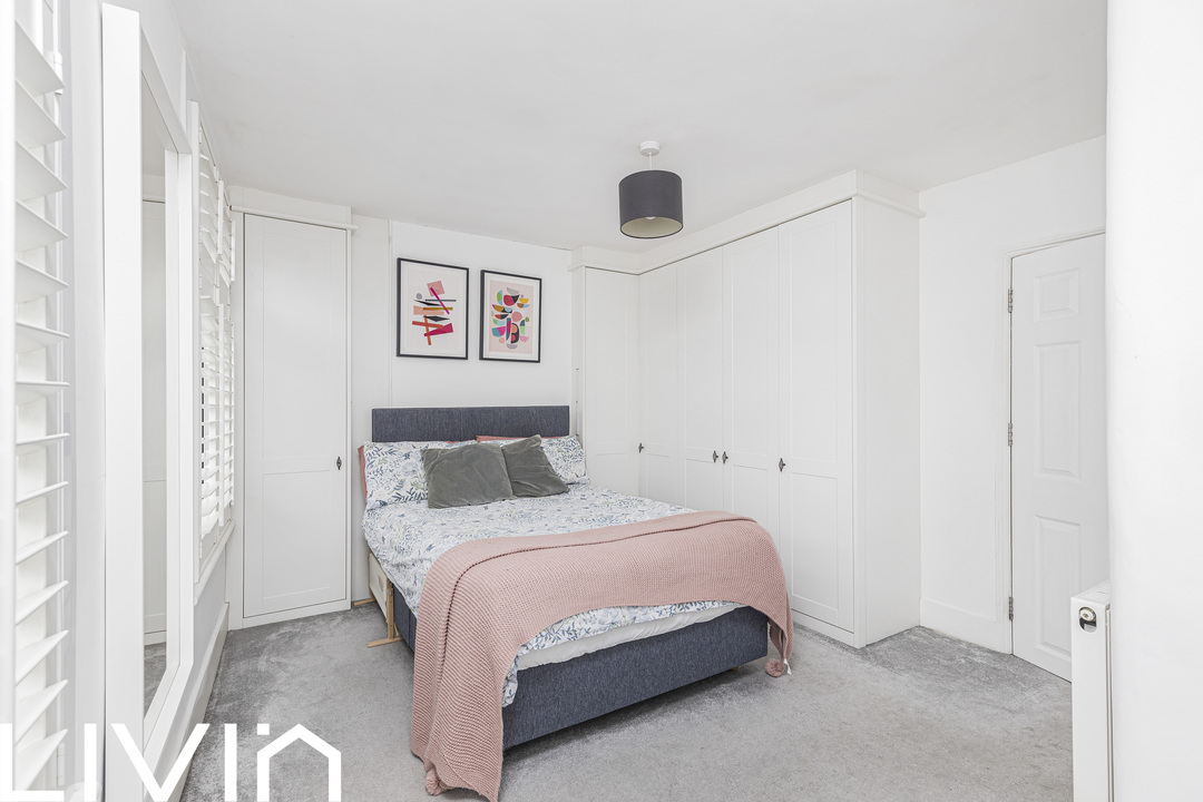 3 bed terraced house for sale in Percy Road, London 11