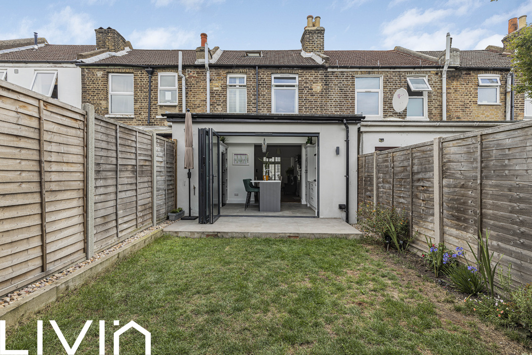 3 bed terraced house for sale in Percy Road, London 7