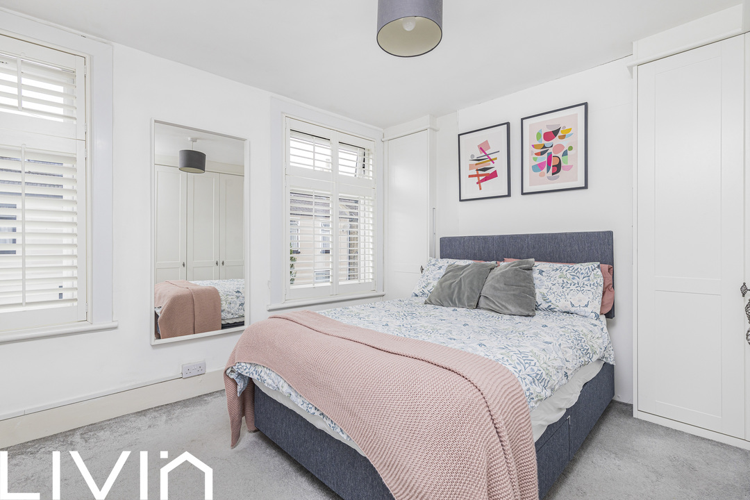 3 bed terraced house for sale in Percy Road, London 12