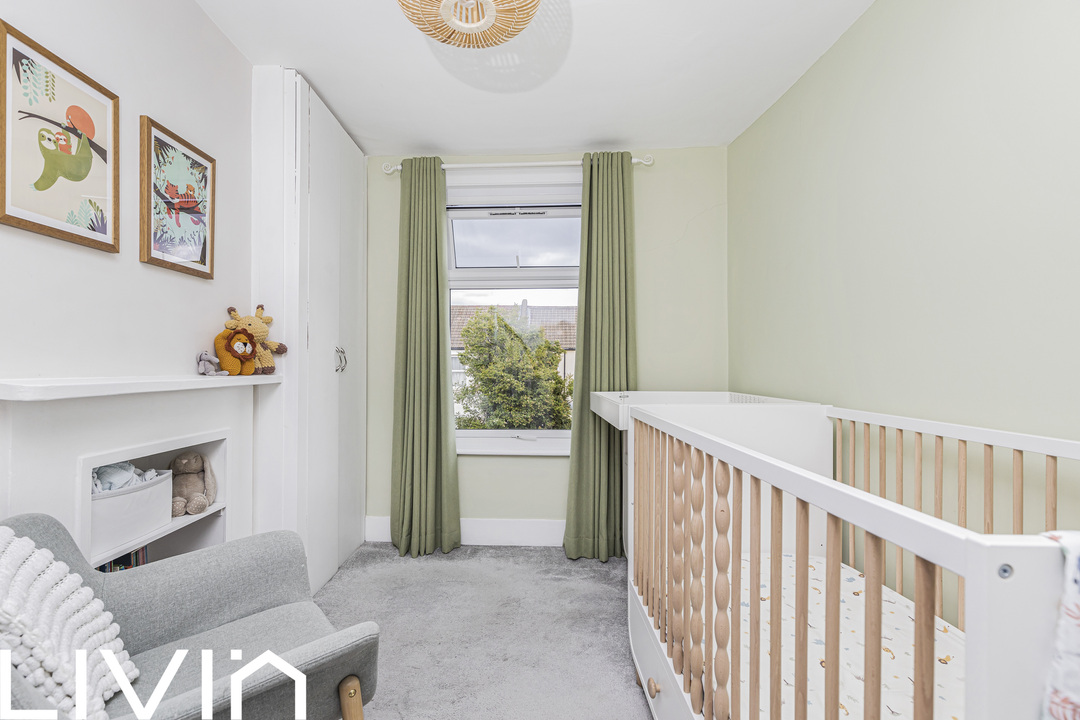 3 bed terraced house for sale in Percy Road, London 19
