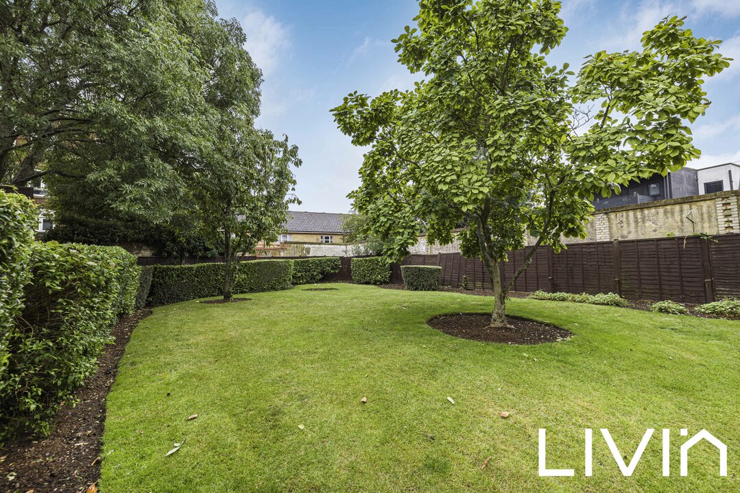 2 bed apartment for sale in Palace Court, Thornton Heath 16