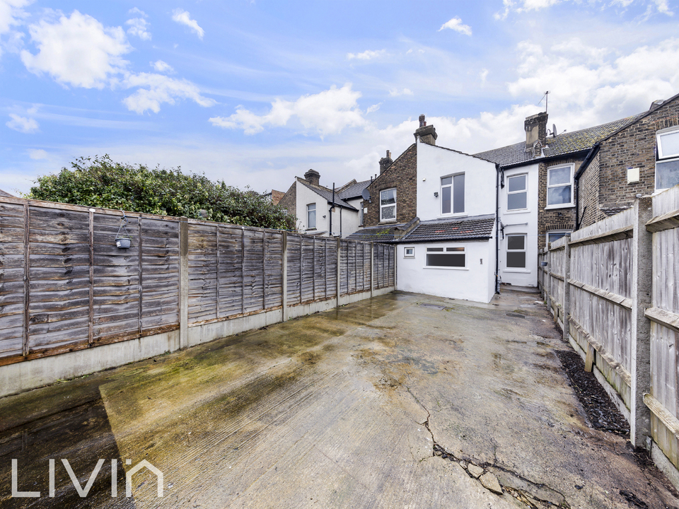 3 bed terraced house for sale in Mitcham Road, Croydon  - Property Image 12