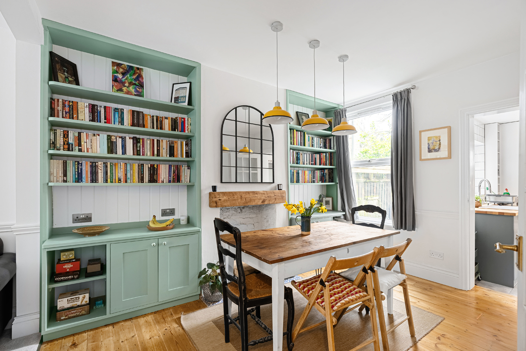 2 bed end of terrace house for sale in Ainsworth Road, Croydon 3