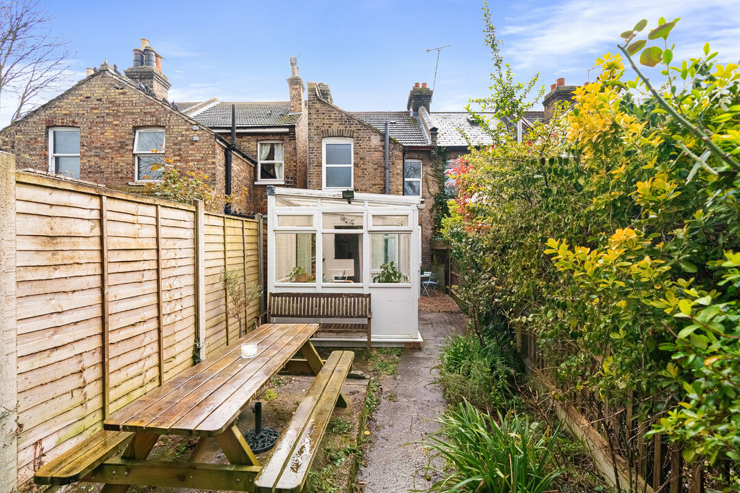 2 bed end of terrace house for sale in Ainsworth Road, Croydon  - Property Image 9