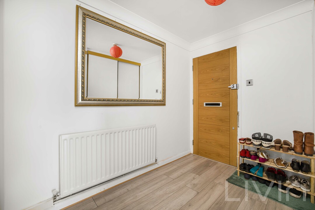 2 bed apartment for sale in Edith Court, Croydon  - Property Image 8