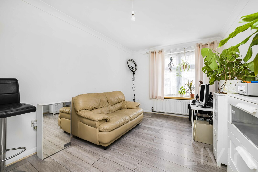 2 bed apartment for sale in Edith Court, Croydon  - Property Image 7