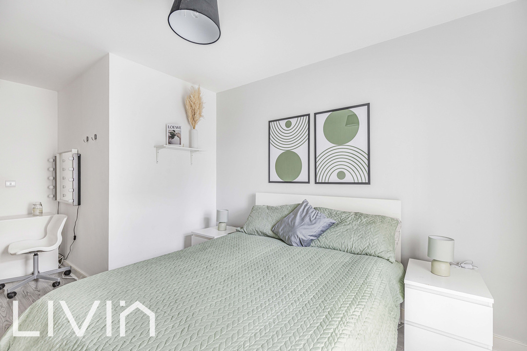 3 bed apartment to rent in Canmore Court, Croydon  - Property Image 8