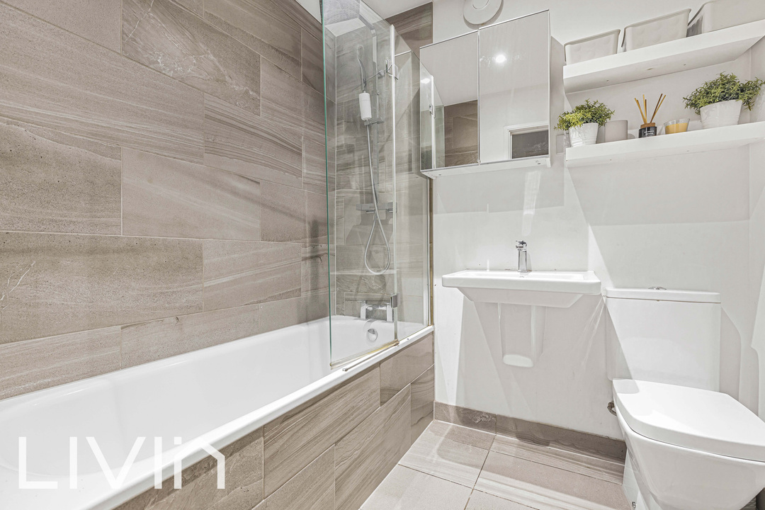 3 bed apartment to rent in Canmore Court, Croydon  - Property Image 12