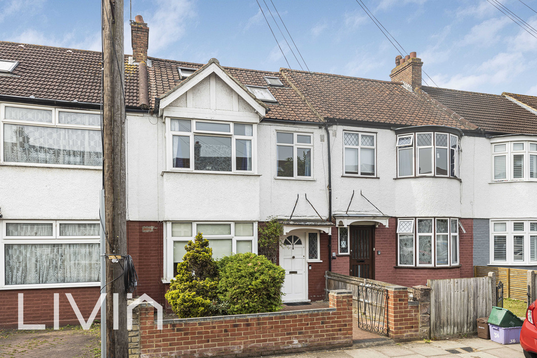 4 bed terraced house for sale in St. Olaves Walk, London  - Property Image 22