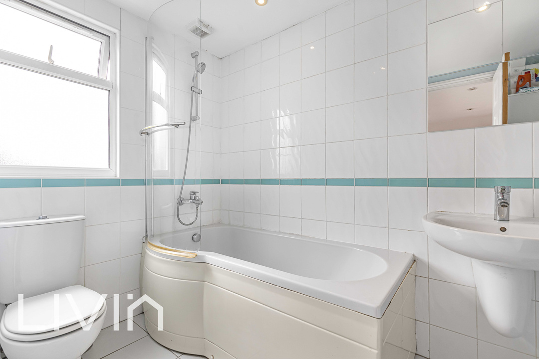 4 bed terraced house for sale in St. Olaves Walk, London  - Property Image 19
