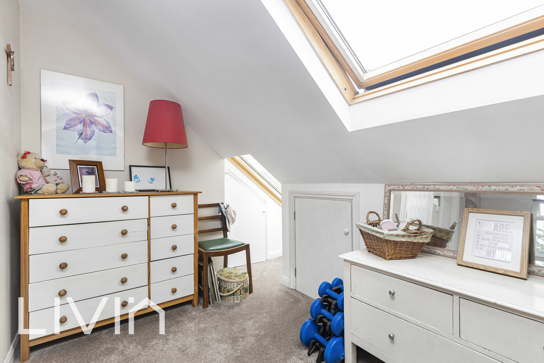 4 bed terraced house for sale in St. Olaves Walk, London  - Property Image 21