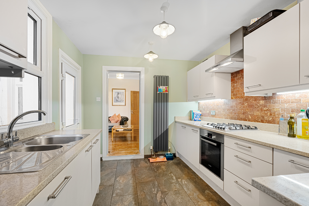 2 bed terraced house for sale in Tanfield Road, Croydon 6