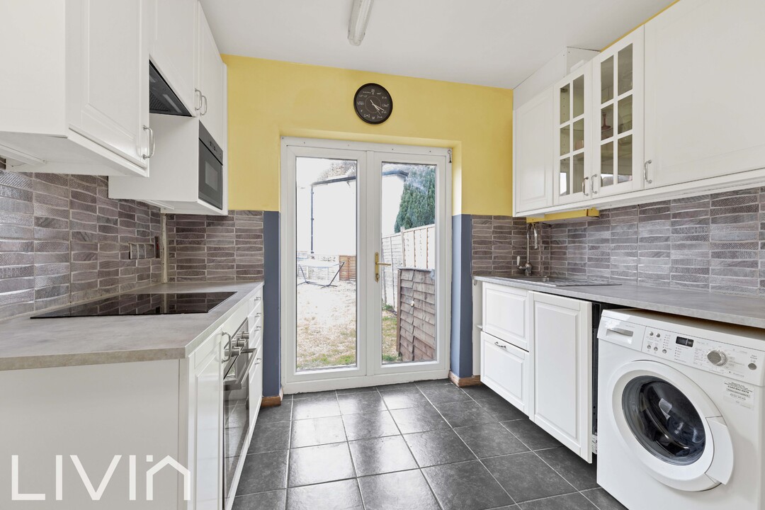 3 bed end of terrace house for sale in Old Town, Croydon  - Property Image 6