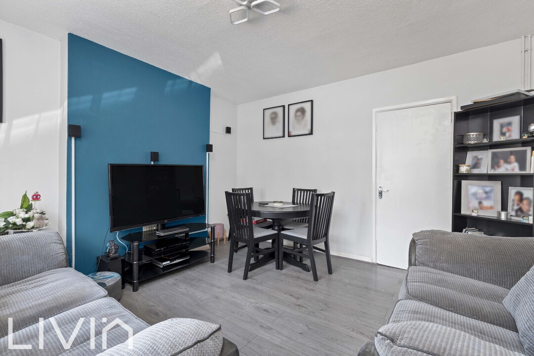 3 bed end of terrace house for sale in Old Town, Croydon  - Property Image 5