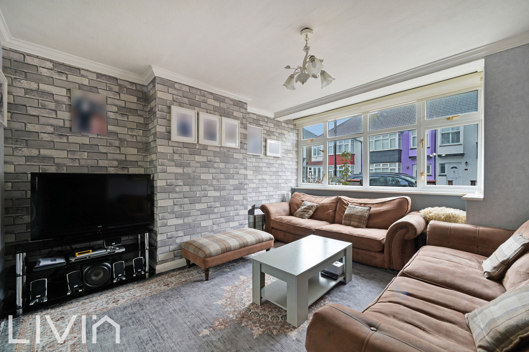 3 bed terraced house for sale in Alderton Road, Croydon 1