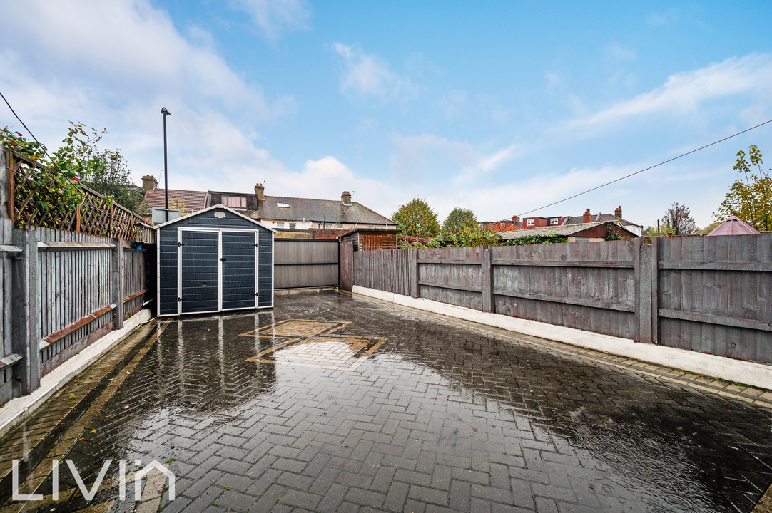 3 bed terraced house for sale in Alderton Road, Croydon  - Property Image 8