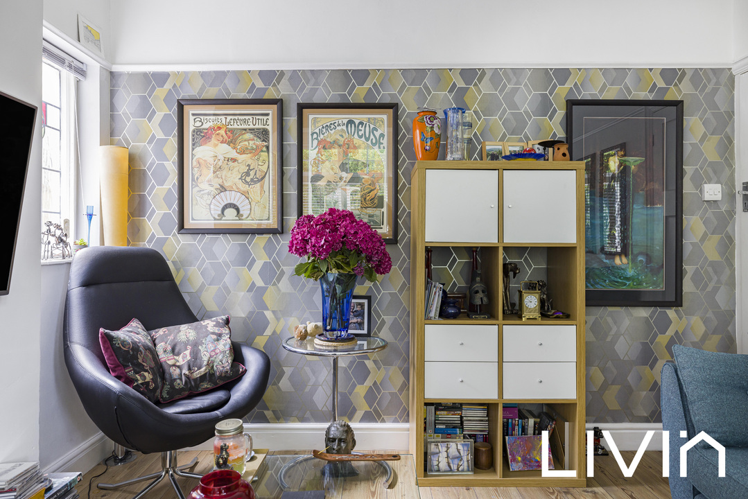 3 bed end of terrace house for sale in Annsworthy Crescent, South Norwood 5