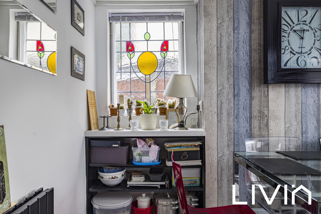 3 bed end of terrace house for sale in Annsworthy Crescent, London  - Property Image 10