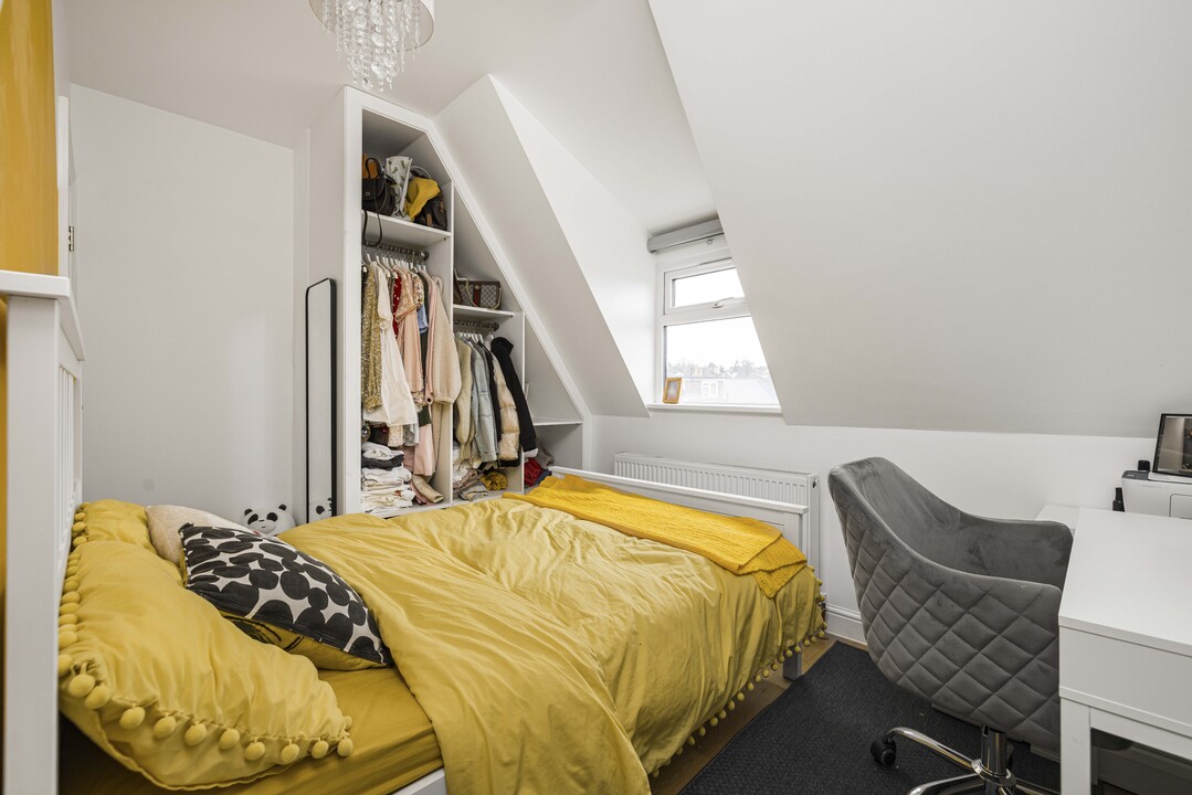 4 bed terraced house for sale in Siddons Road, Croydon 6