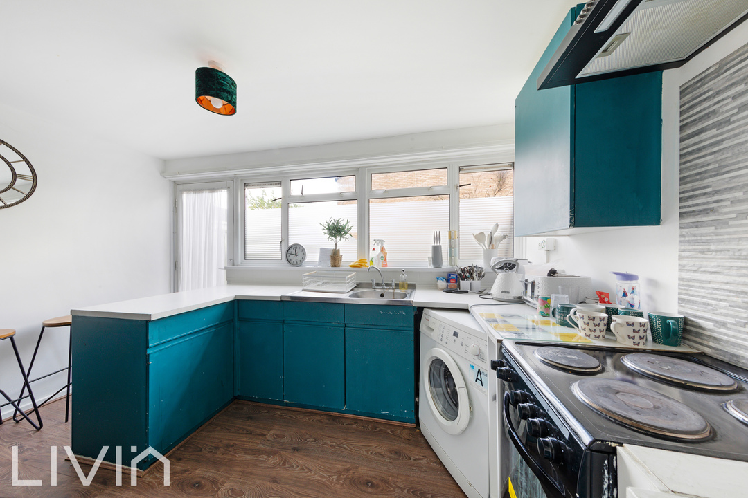 3 bed house for sale in Cromwell Road, Croydon  - Property Image 4