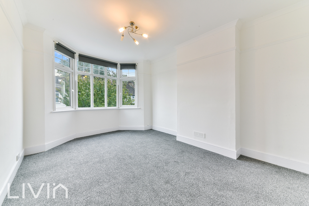 3 bed terraced house to rent in Braemar Avenue, Thornton Heath  - Property Image 5