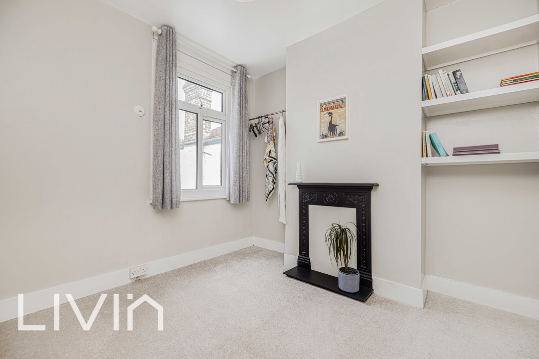3 bed terraced house for sale in Woodside Road, London 14
