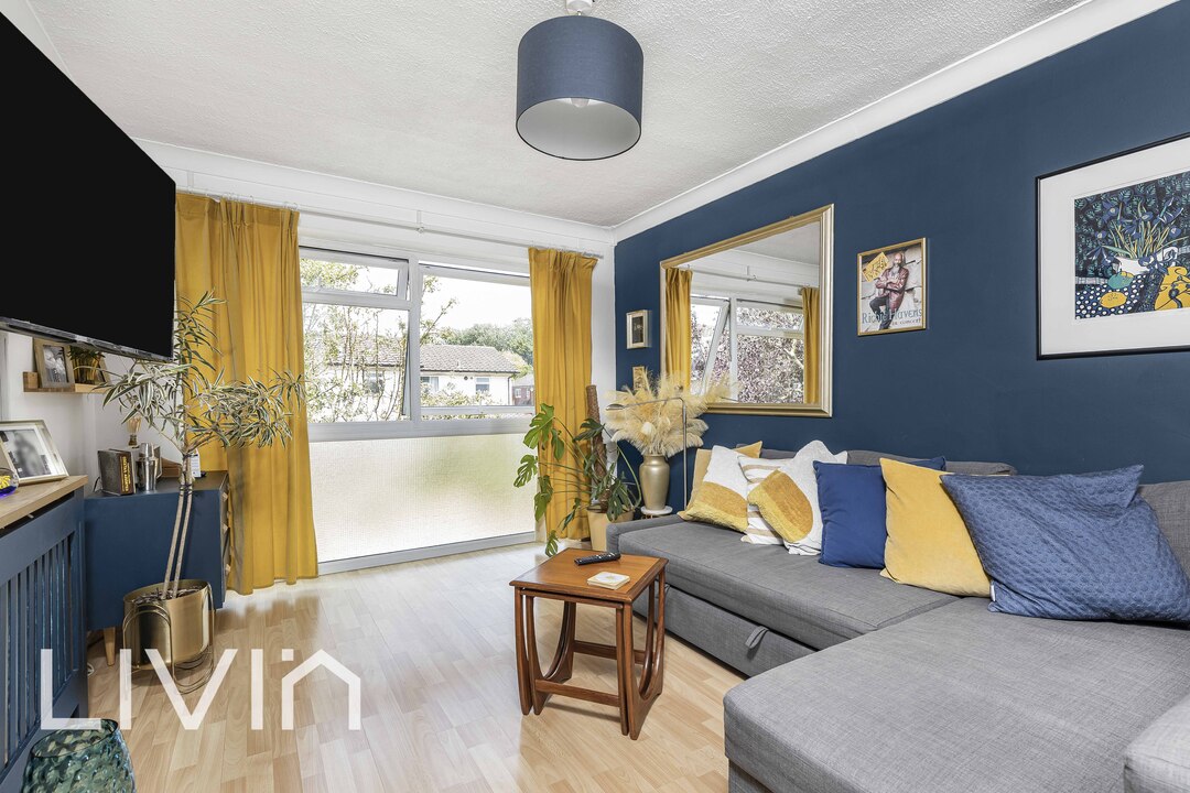 1 bed apartment for sale in Findon Court, Croydon  - Property Image 2