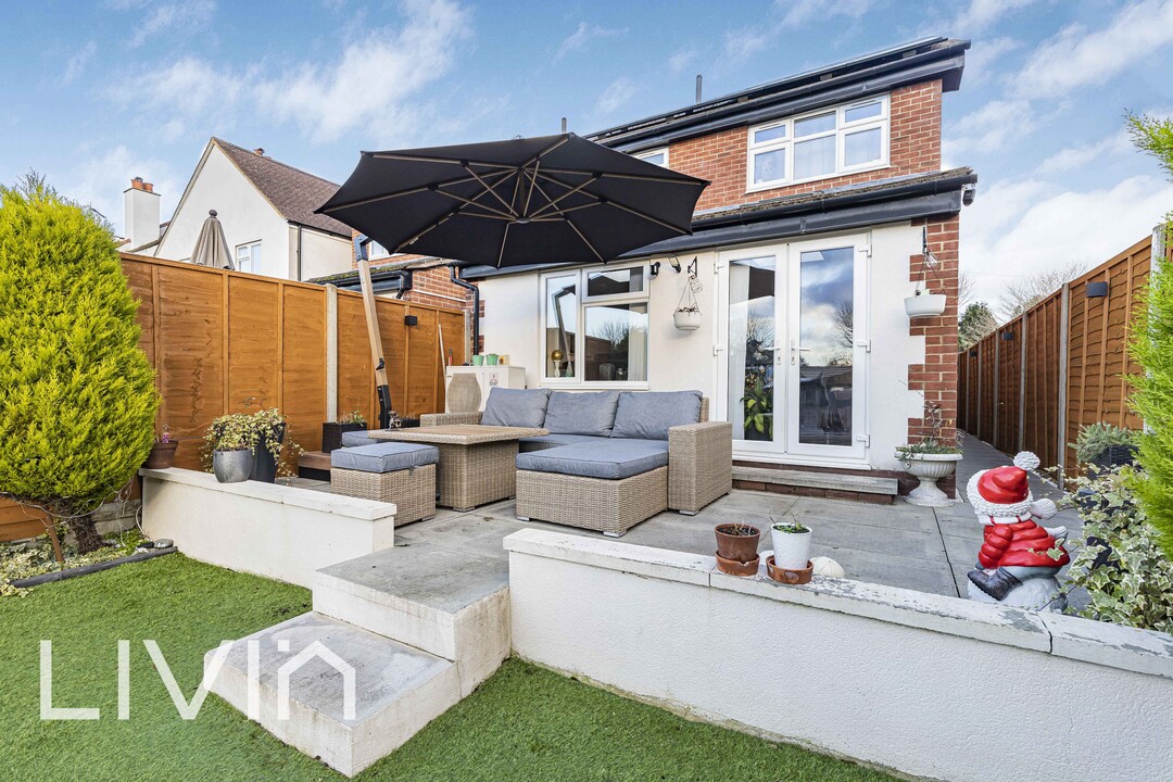 3 bed detached house for sale in Salcott Road, Sutton 3