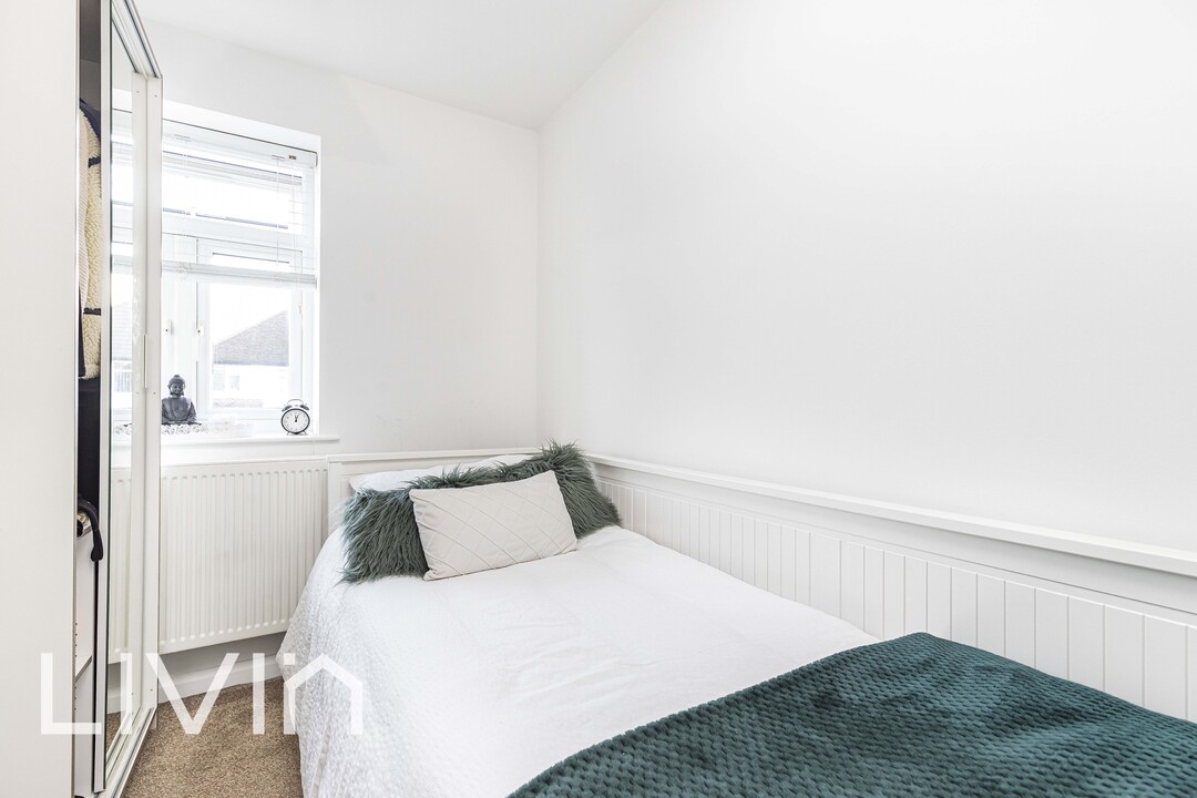 3 bed detached house for sale in Salcott Road, Sutton 17