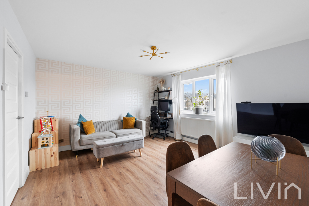 2 bed apartment for sale in Princess Road, Croydon  - Property Image 4