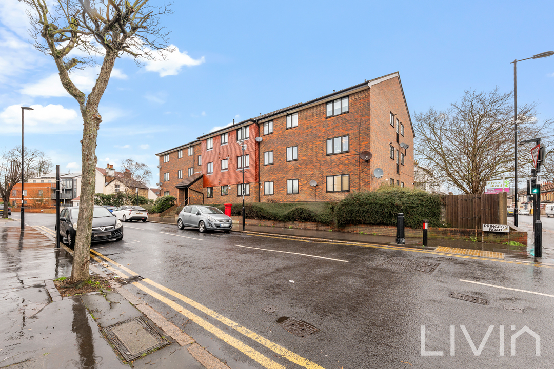 2 bed apartment for sale in Princess Road, Croydon  - Property Image 10