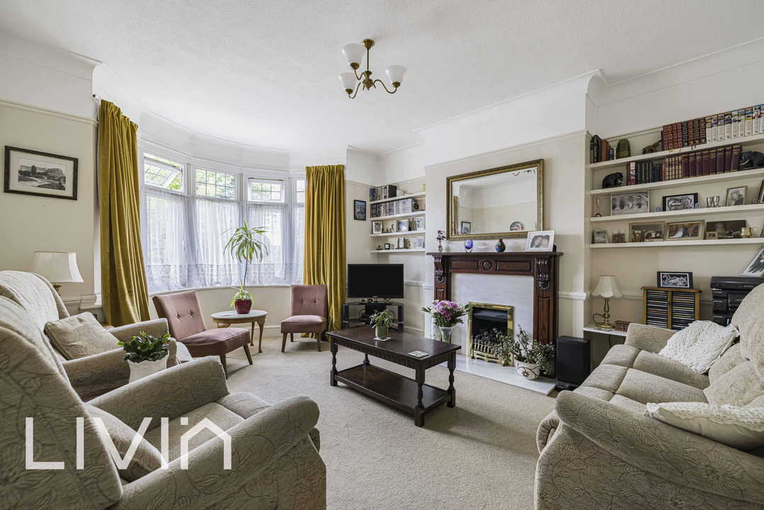 4 bed terraced house for sale in Ashburton Avenue, Croydon  - Property Image 3