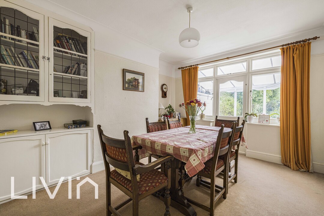 4 bed terraced house for sale in Ashburton Avenue, Croydon  - Property Image 4