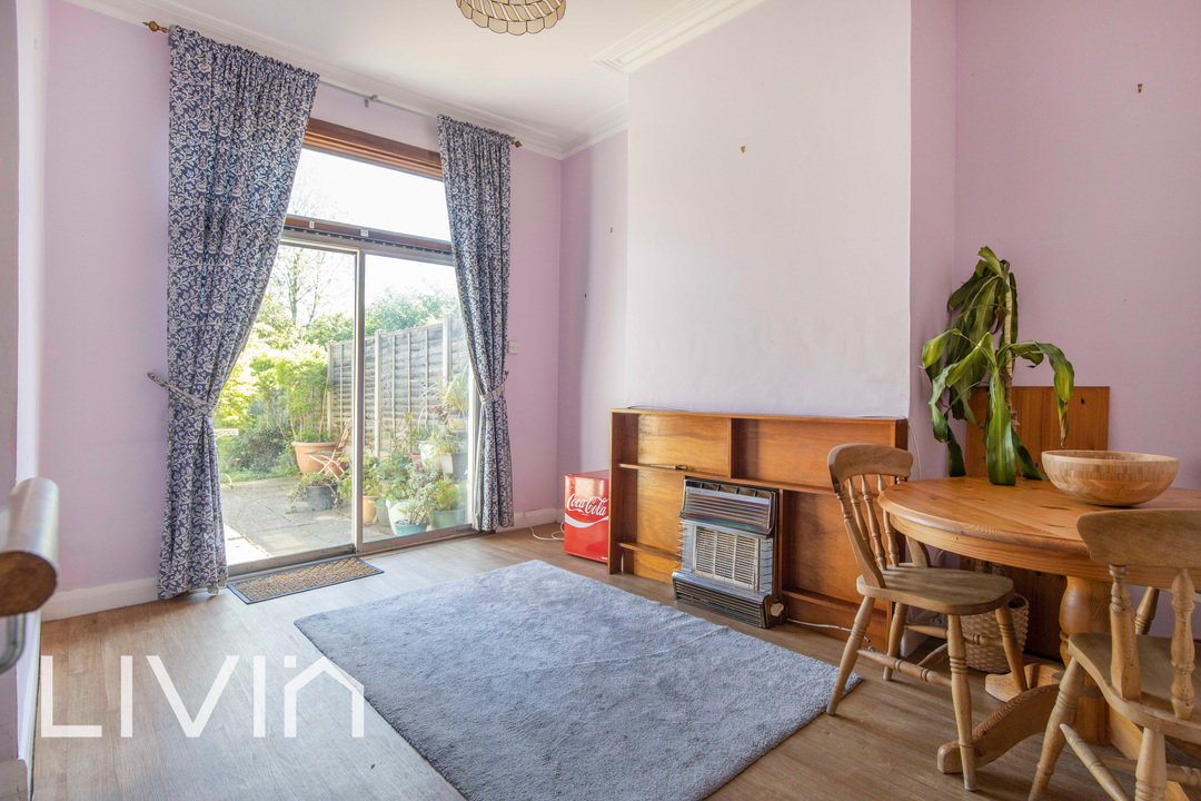3 bed terraced house for sale in Everton Road, Croydon 10