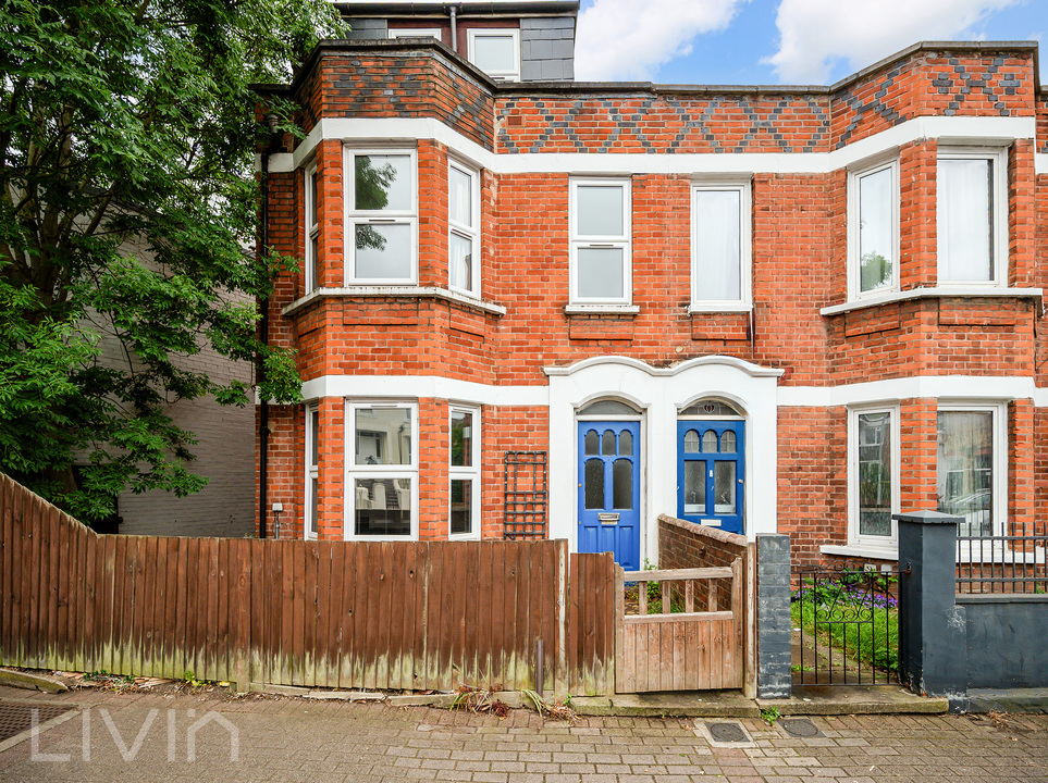 4 bed semi-detached house for sale in Garratt Lane, London  - Property Image 1