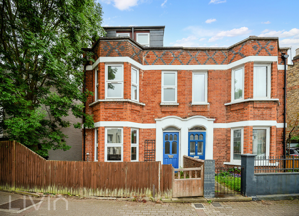 4 bed semi-detached house for sale in Garratt Lane, London 5