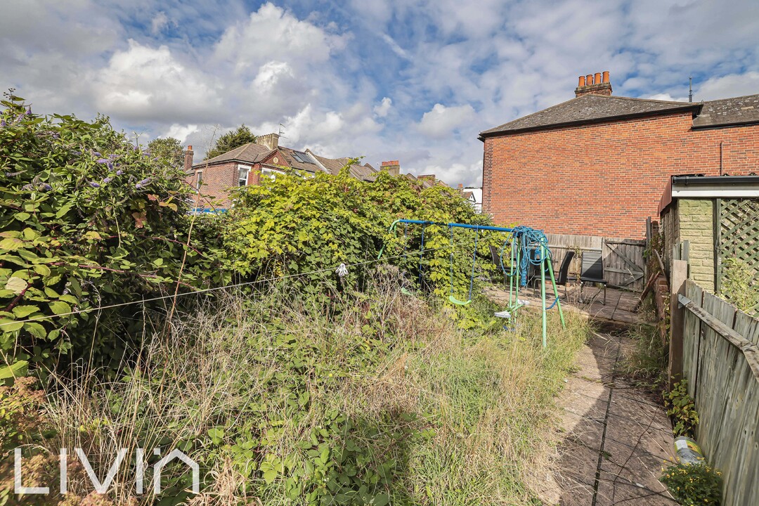 3 bed house for sale in Howberry Road, Thornton Heath  - Property Image 9