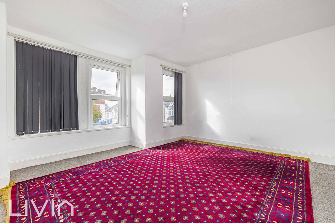 3 bed house for sale in Howberry Road, Thornton Heath  - Property Image 6