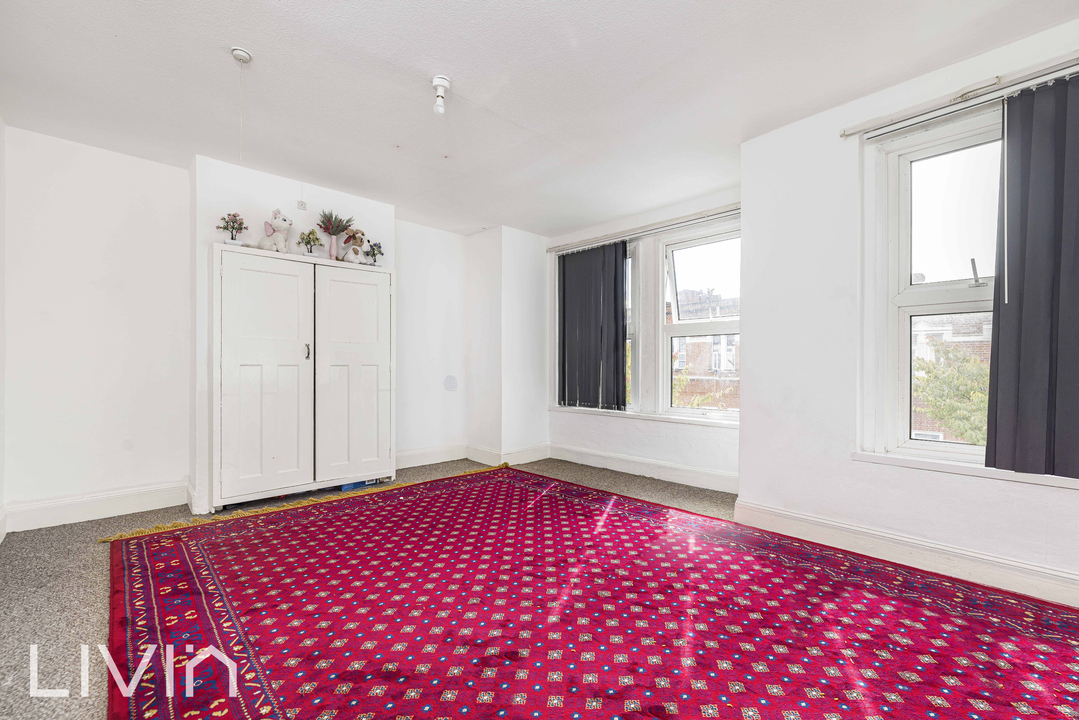 3 bed house for sale in Howberry Road, Thornton Heath  - Property Image 7