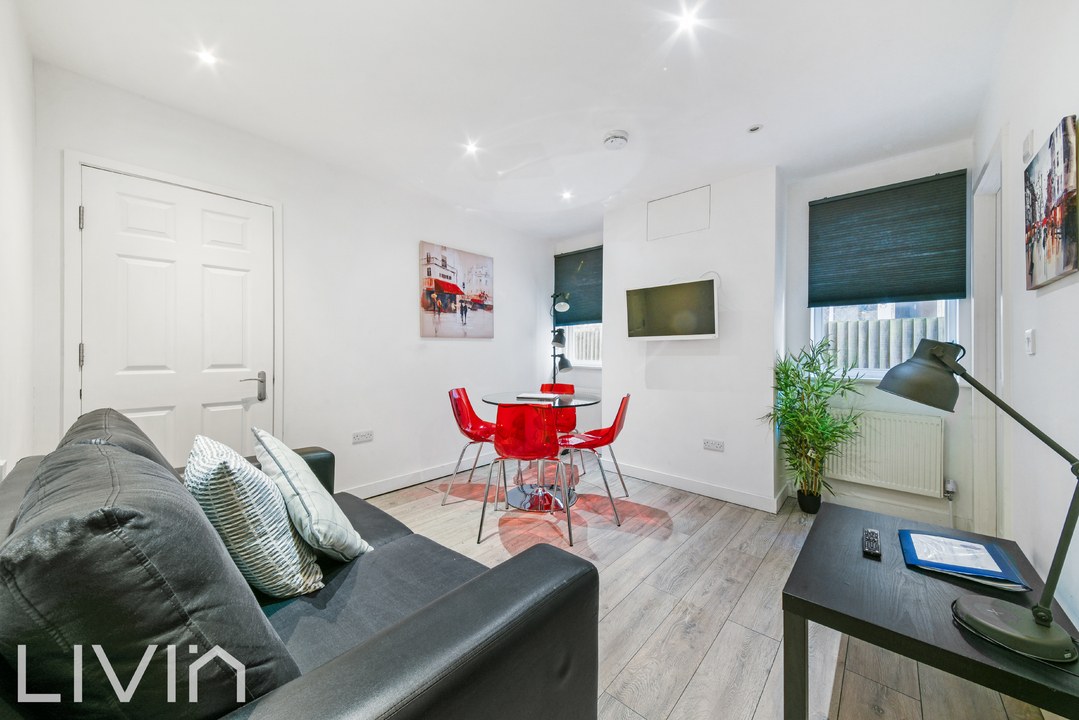 1 bed apartment for sale in Woodstock Road, Croydon 1