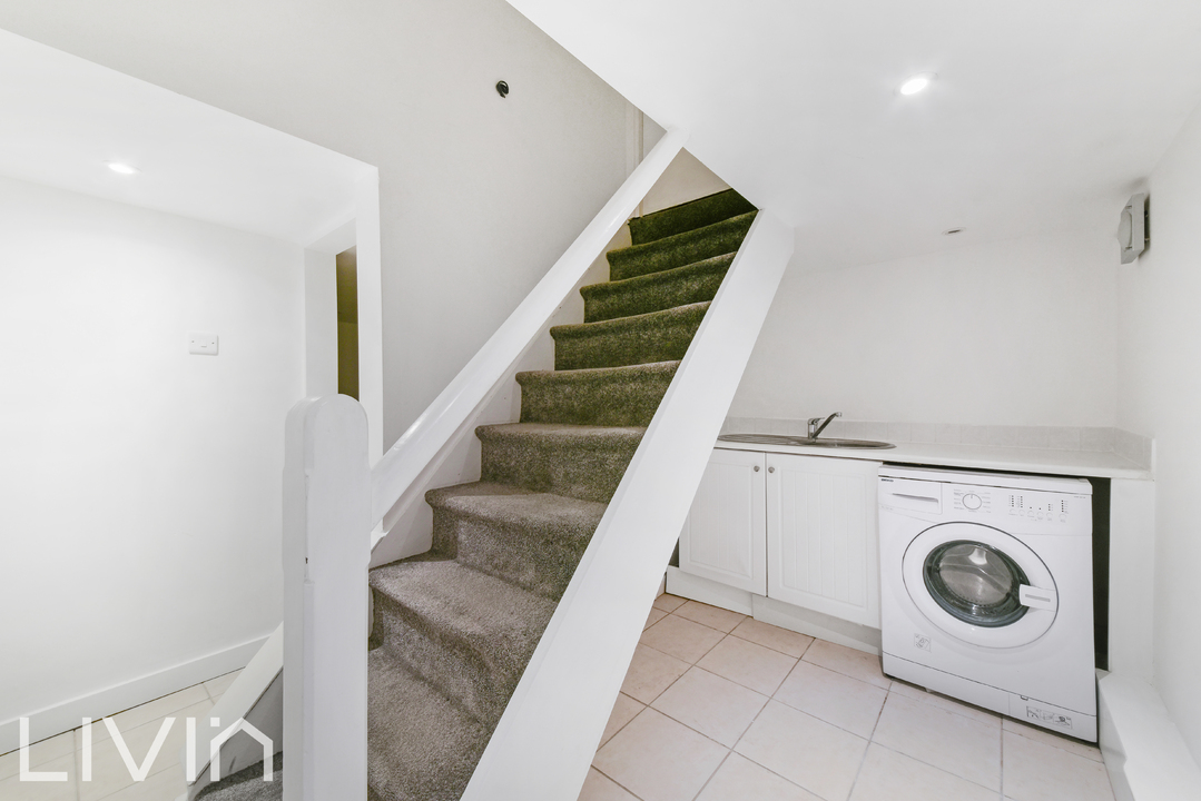 1 bed apartment for sale in Woodstock Road, Croydon 8