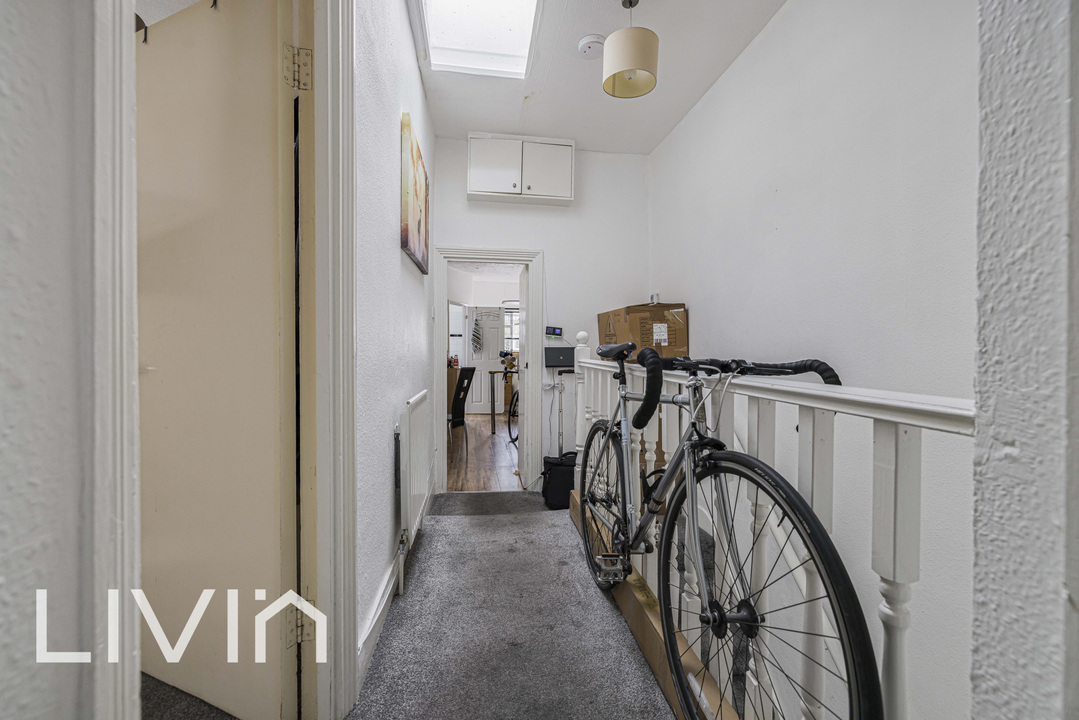 2 bed maisonette for sale in Charlmont Road, London 4