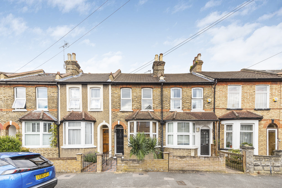 2 bed terraced house for sale in Vicarage Road, Croydon  - Property Image 1