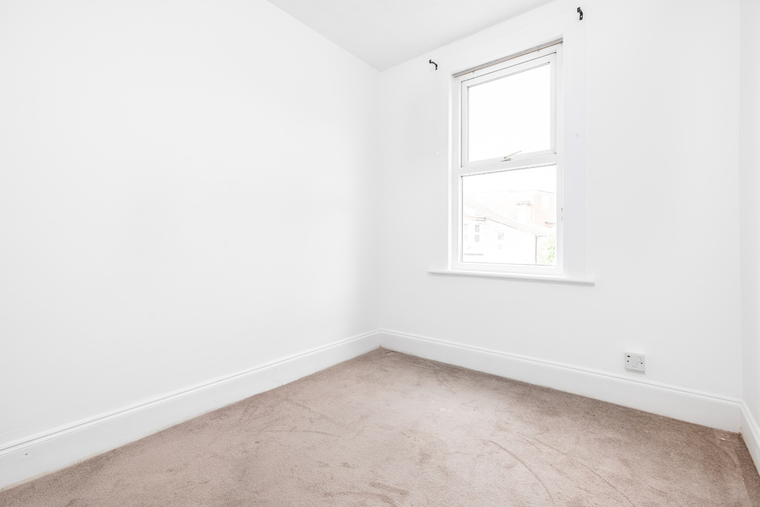 2 bed terraced house for sale in Vicarage Road, Croydon  - Property Image 8